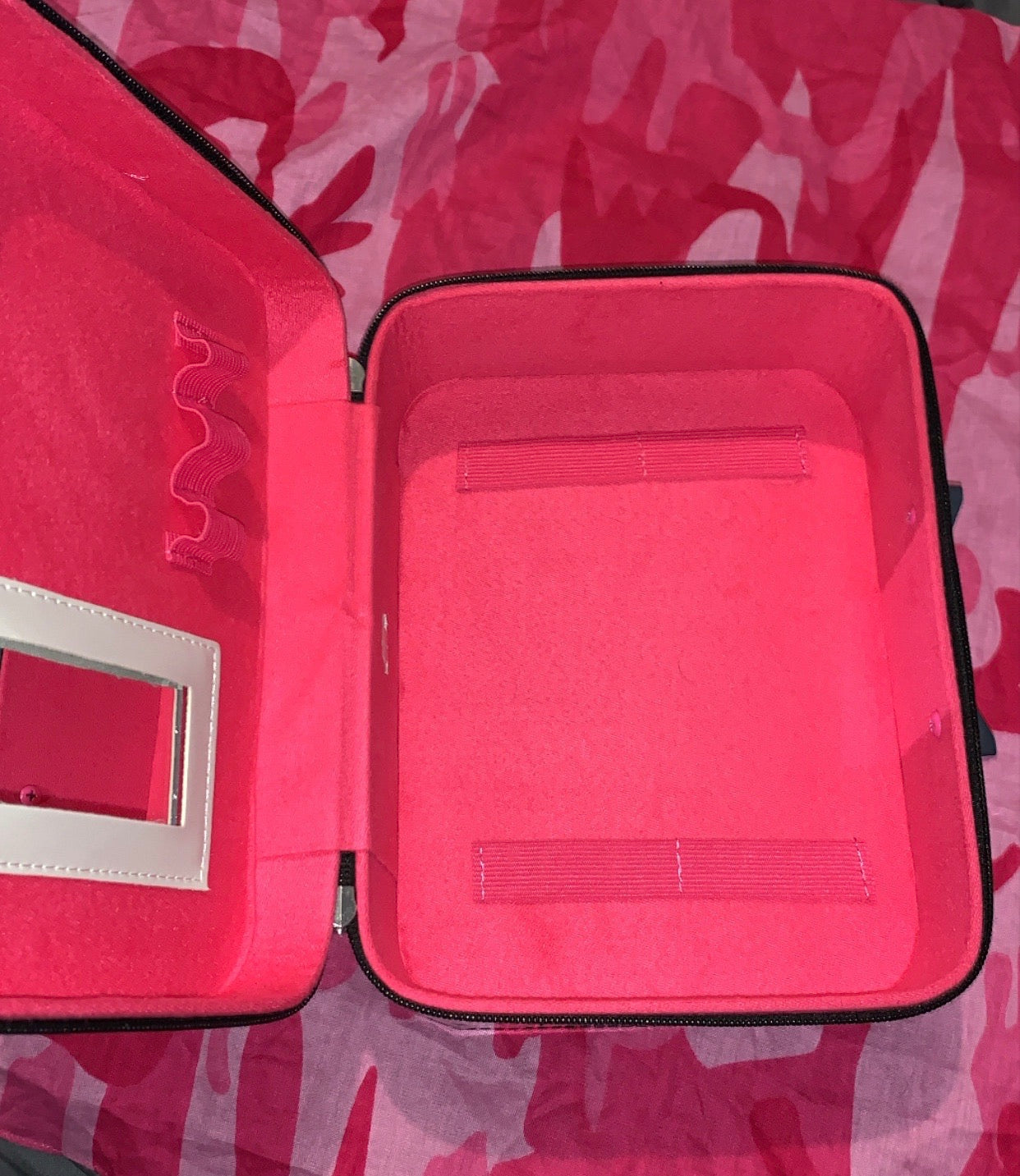 BWK Cosmetics Bag