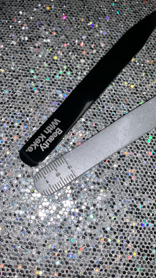 RULE The World Tweezer